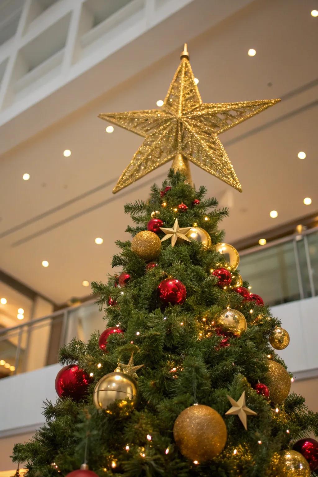 A gold star topper makes the tree look regal and festive.