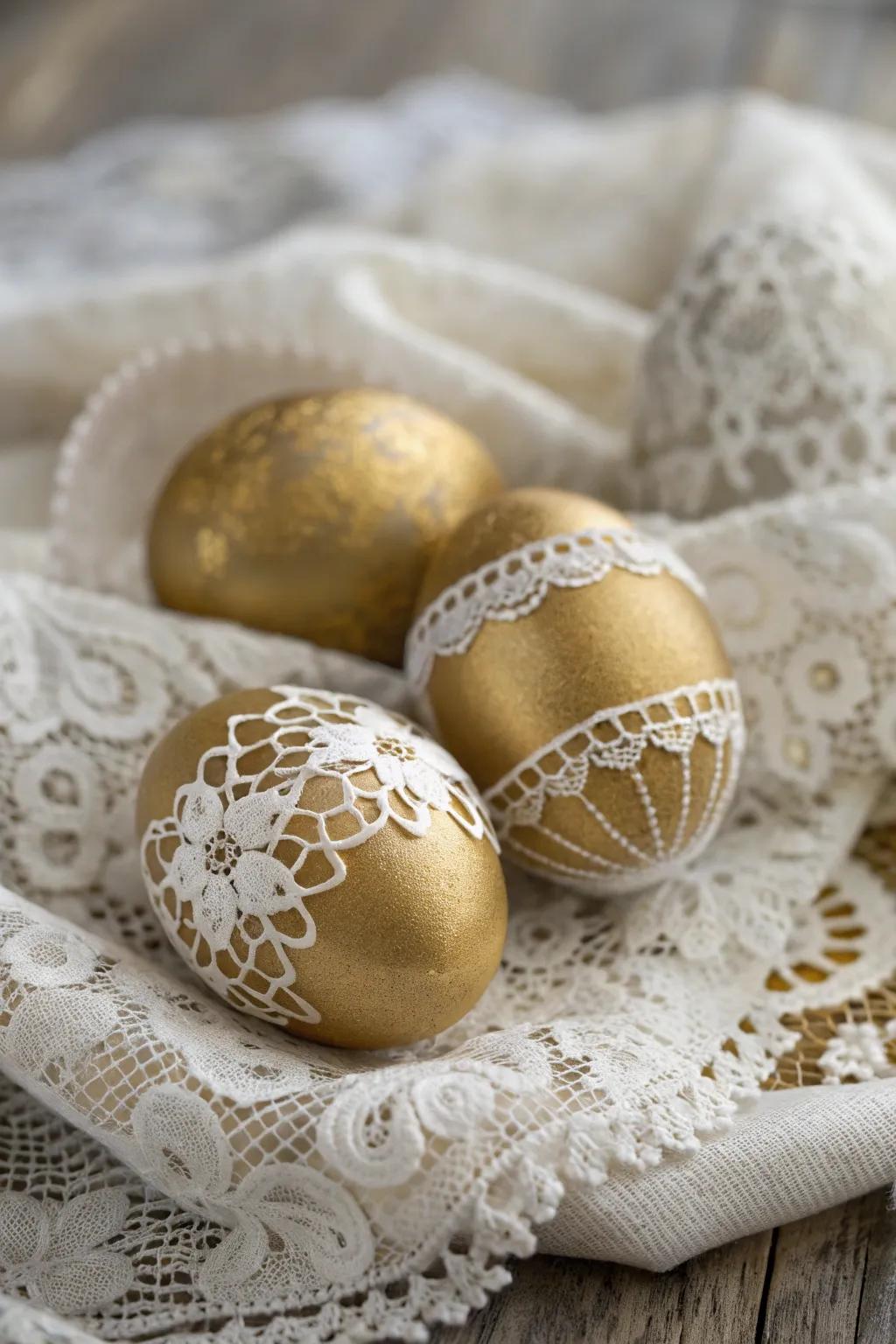 Gilded eggs with textile designs radiate a vintage charm.