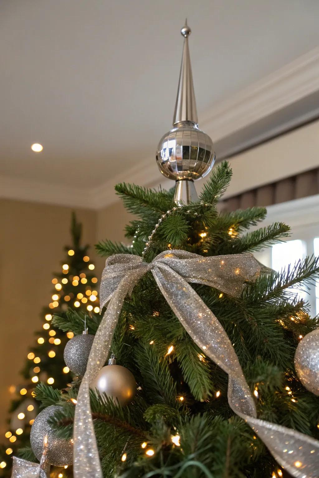 Metallic finials add modern glamour to the tree.