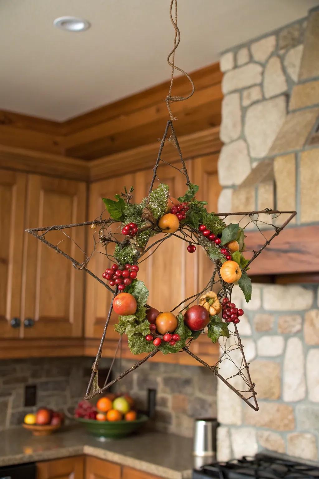 A fruity star wreath for a harvest celebration.