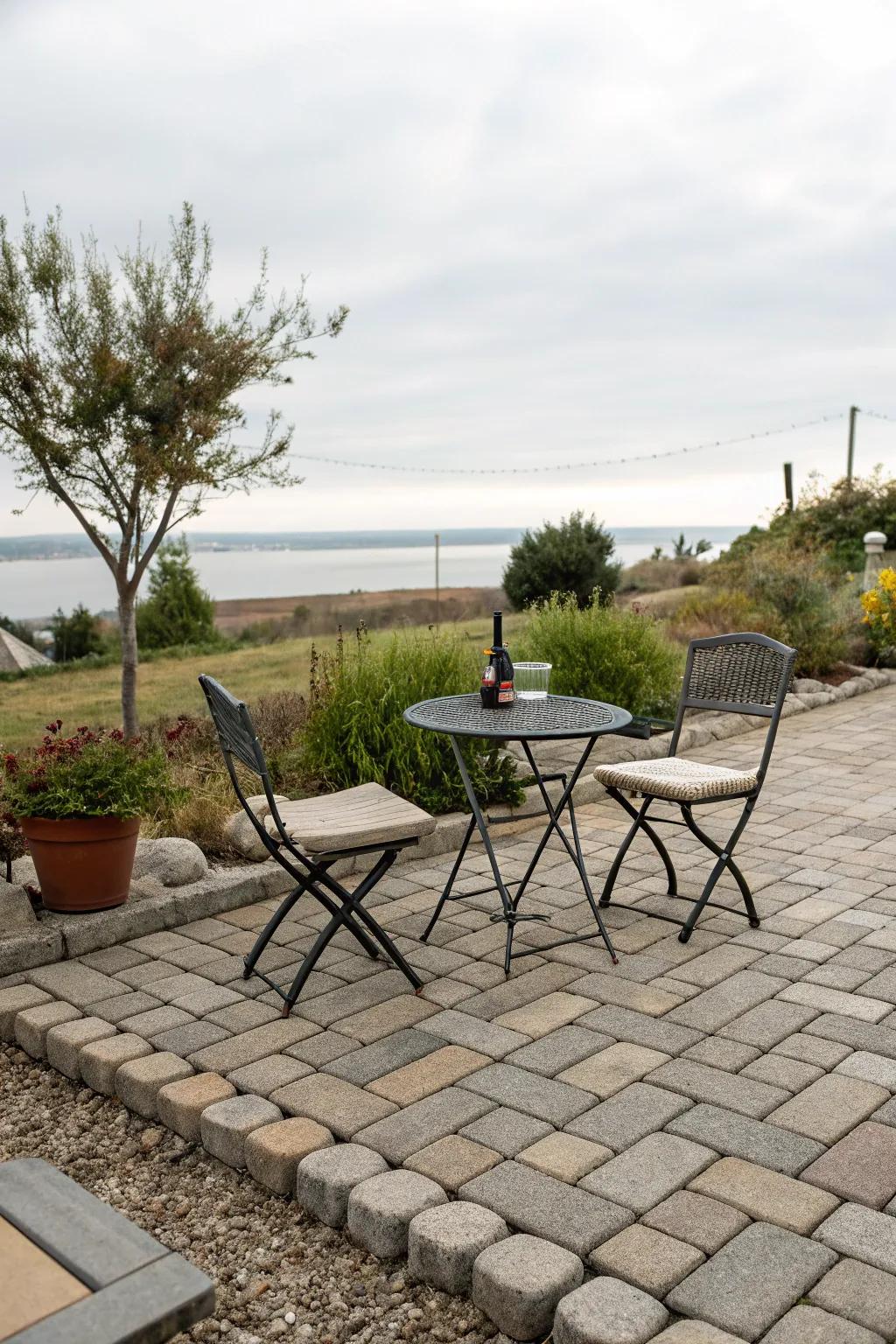 A delightful dining expanse impeccable for duos.
