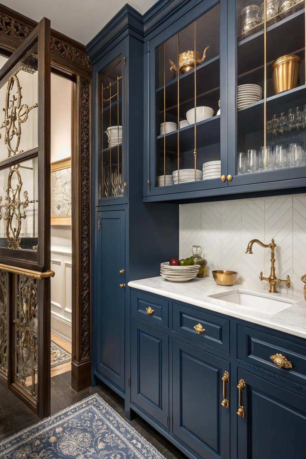 A dramatic color scheme elevates the pantry's refinement.