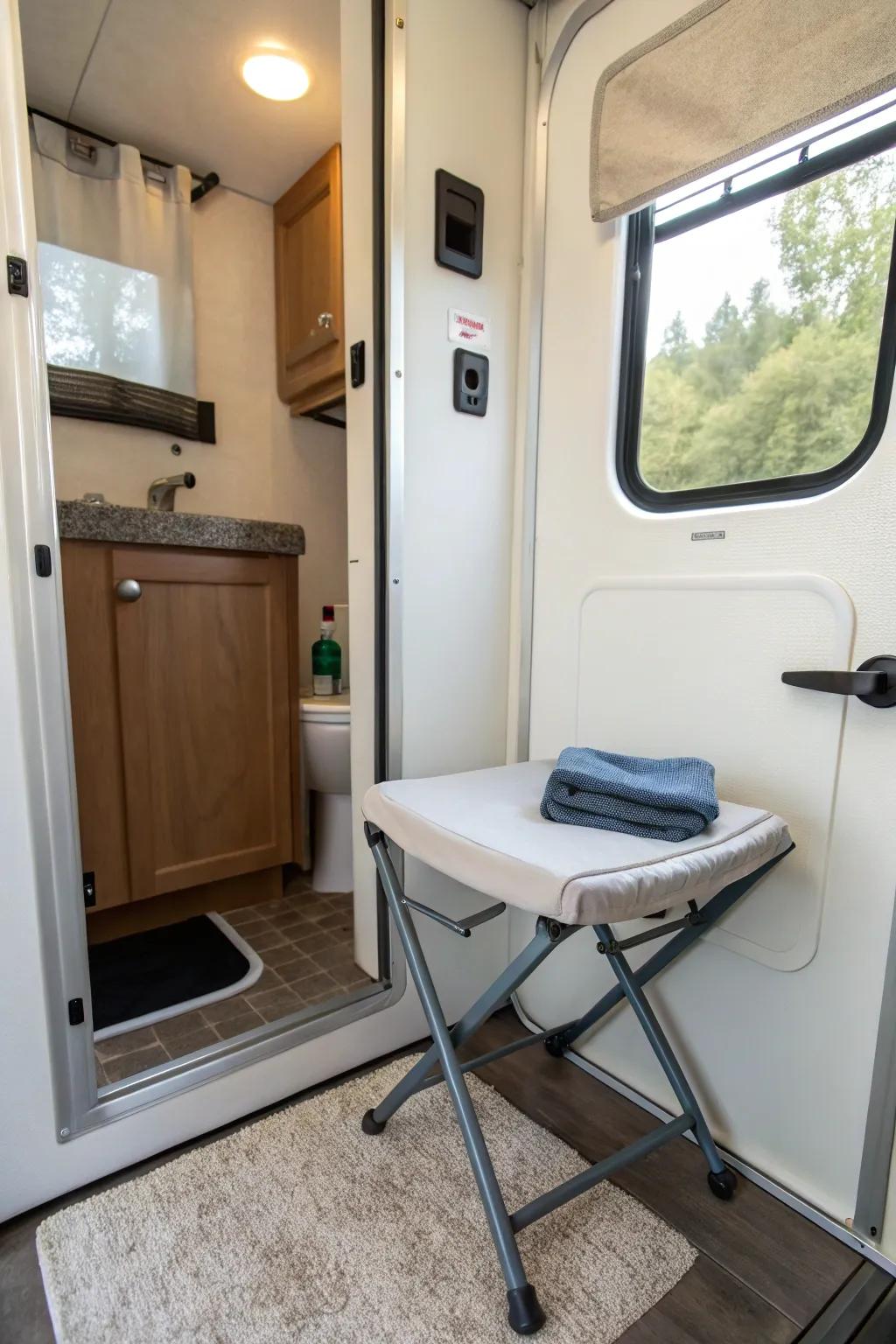 Multi-functional stool providing extra storage in a camper bathroom.