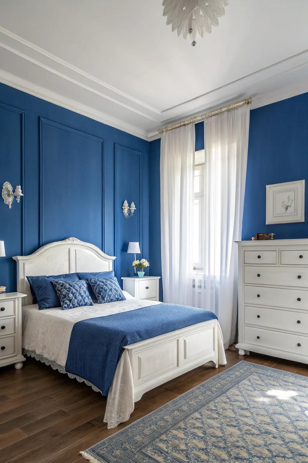 The white components create contrast against the royal blue, promoting equilibrium and harmony.